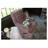 UPHOLSTERED RECLINER & THROW BLANKET