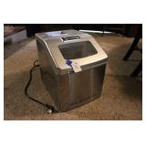 FRIGIDAIRE ICE MAKER
