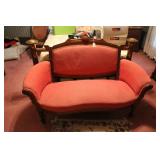 ANTIQUE VICTORIAN LOVE SEAT