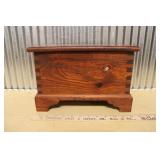 SALESMAN SAMPLE TOOL CHEST W/ HINGED LID