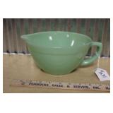 VINTAGE FIRE KING JADEITE MIXING/MEASURING BOWL