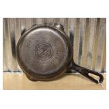 GRISWOLD SMALL BLOCK LOGO EP #3 SKILLET (709M)