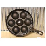 GRISWOLD #32 7-CUP AEBLESKIVER PAN (962)