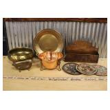 COLLECTION OF BRASS & COPPER ITEMS