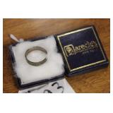 STERLING BAND RING W/ FRENCH ENGRAVINGS 2.1G