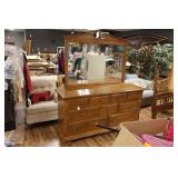 ETHAN ALLEN MAPLE DRESSER W/ MIRROR