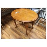 OVAL END TABLE
