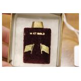 14K FLAG STUD EARRINGS