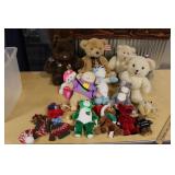 TEDDY BEAR & STUFFED ANIMAL COLLECTION