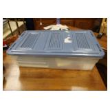 TOTE W/ LARGE ASSORTMENT OF JEWELRY