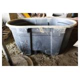 RUBBERMAID 100 GAL. TANK