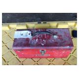 BOX OF ADJUSTABLE HOLESAWS