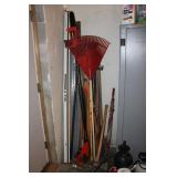 CONTENTS OF CORNER - HAND TOOLS & MORE