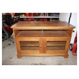 ENTERTAINMENT STAND