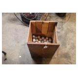 BOX OF GOLFBALLS