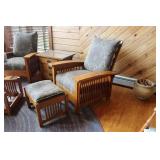 (8) PIECES OF THOMASVILLE FURNITURE
