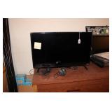 (2) TVS - NO REMOTES - VIZIO 32" & PHILLIPS 28"