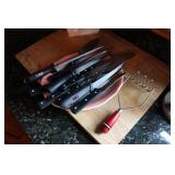KNIVES, KITCHEN UTENSILS, & CUTTING BOARD