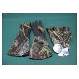 (2) PAIRS OF CAMO NEOPRENE GLOVES