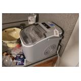 ELECTACTIC ICE MAKER