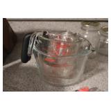 ANCHOR AND OXO MEASURING CUPS