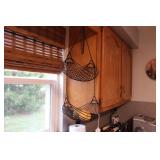 HANGING FRUIT BASKET