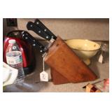 KNIFE BLOCK W/ KNIVES