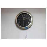 BENRUS BATTERY OPERATED CLOCK