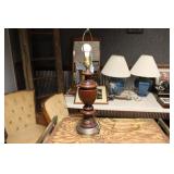 WOODEN TABLE LAMP