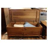 CEDAR BLANKET CHEST