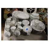 NORITAKE "MELISSA" DINING SET
