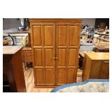 OAK COMPUTER CABINET