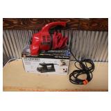 BLACK & DECKER WALLPAPER STRIPPER & DIRT DEVIL