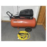 CFRAFTSMAN 6HP 33 GAL ON WHEELS