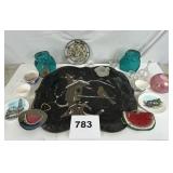 LOT OF DECORATIVE ITEMS