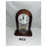 QUARTZ WESTMINSTER CHIME MANTLE CLOCK