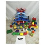 LOT OF MISC KIDS TOYS