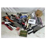 CONTENTS OF KITCHEN DRAWER