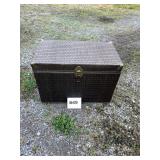 TWEED STYLE TRUNK