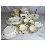COLLECTION OF HALL AUTUMN LEAF DISHES ETC