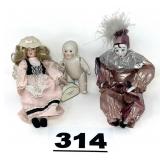 LOT OF MISC DOLLS