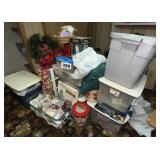 BIG LOT OF CHRISTMAS DECORATIONS