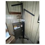 CLOTHES RACK ON WHEELS