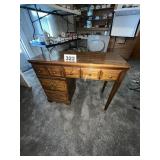 KEEHOLE DESK FOUR DRAWER