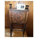CHAIRSIDE HUMIDOR
