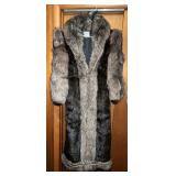 KROENFELD (MEADVILLE) FUR COAT (SEE COMMENTS)