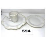 NIB LENOX BUTLER'S PANTRY GOURMET SERVICE FOR 4