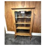 NICE OAK SINGLE DOOR BOOKCASE