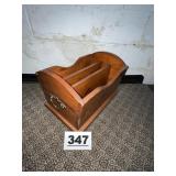 PINE MAGAZINE RACK