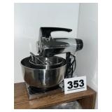 SUNDBEAM MIXMASTER